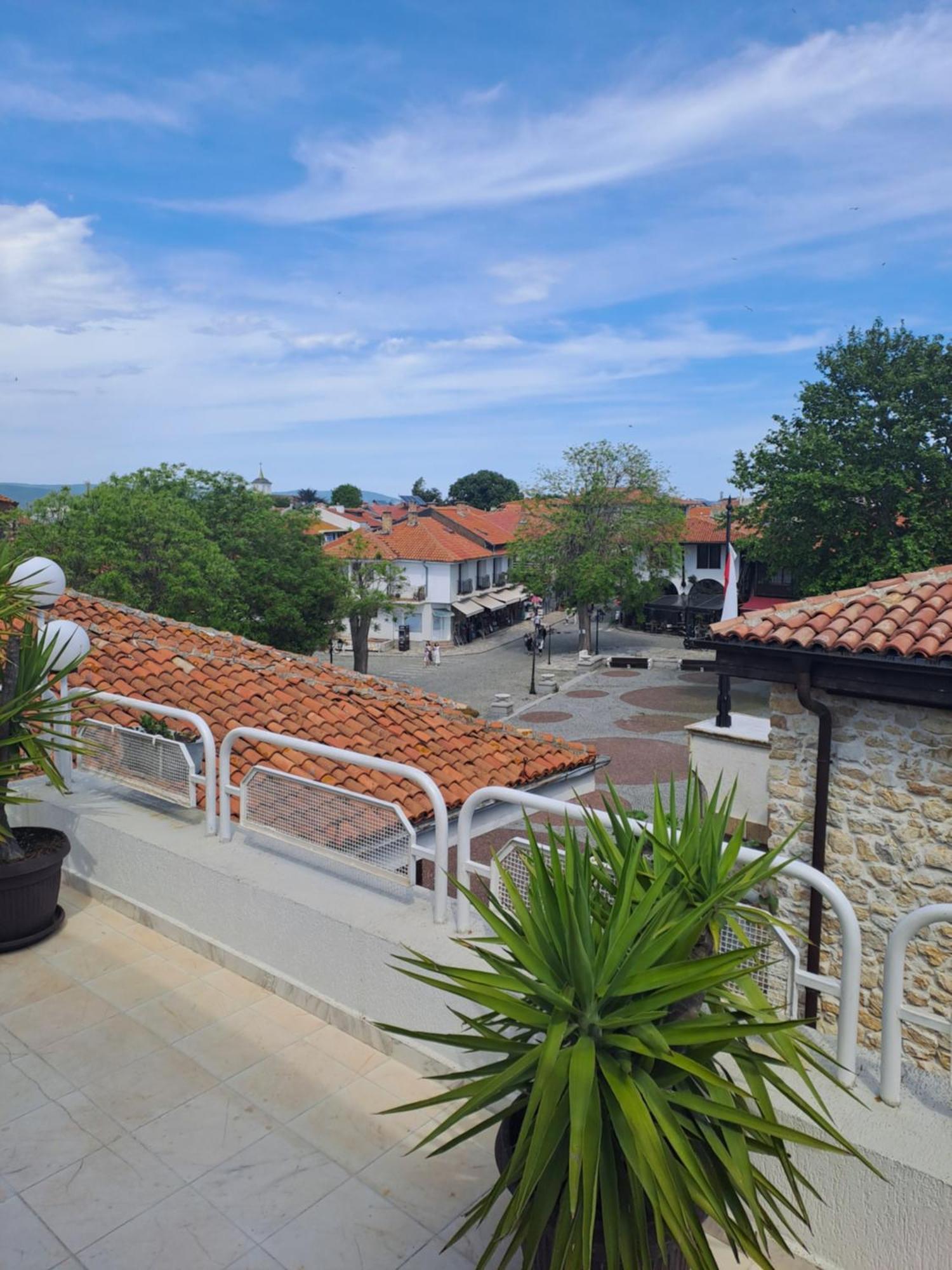 The White House Hotel Nesebar Exterior photo